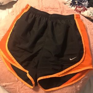 nike shorts! size xs!